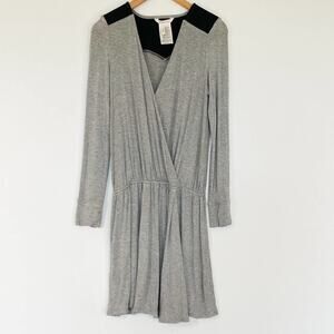 BCBGeneration Heather Grey Black Knit Long Sleeve Mini Dress